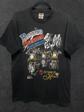 Vintage 1997 Rolling Thunder Ten POWMIA Memorial Day Biker T-Shirt // L